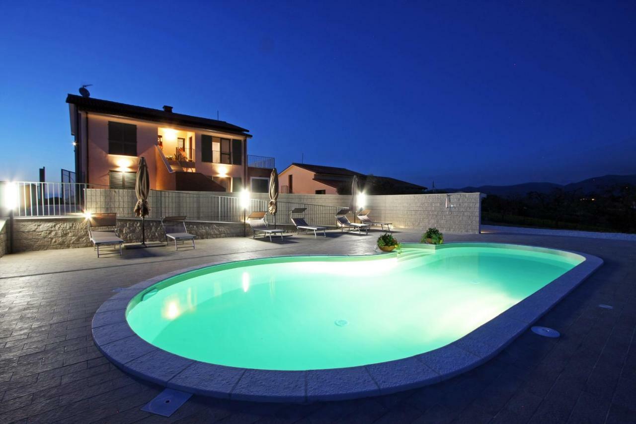 La Collina Del Girasole Villa Montecastrilli Exterior photo
